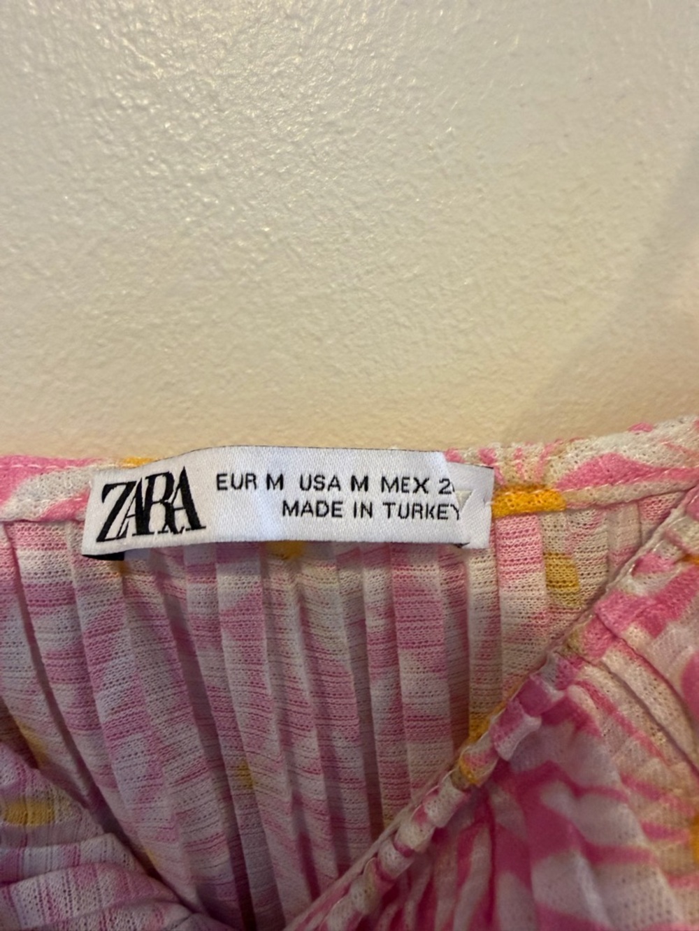 ZARA - Pleated Printed Dress, pink daisy sundress size M - Picture 10 of 16